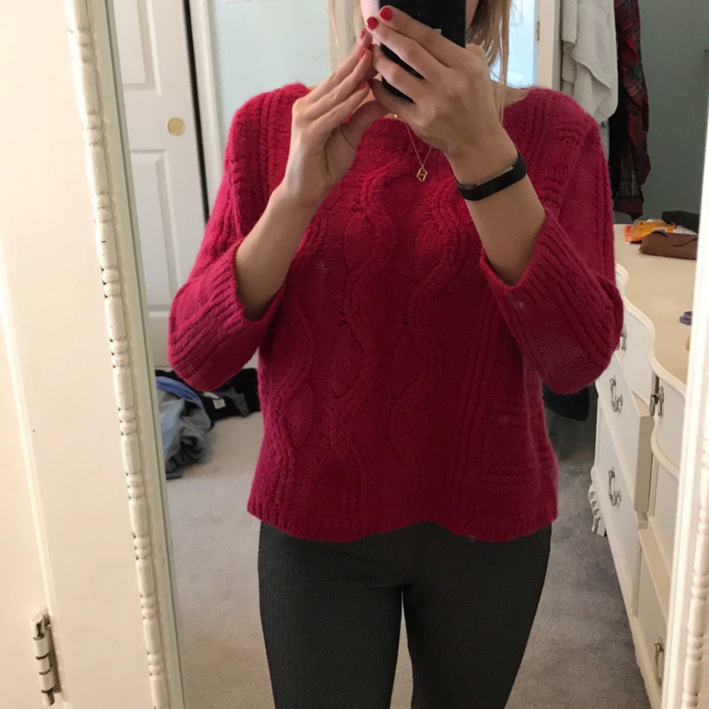 3 1/4 length sleeve red Loft Sweater